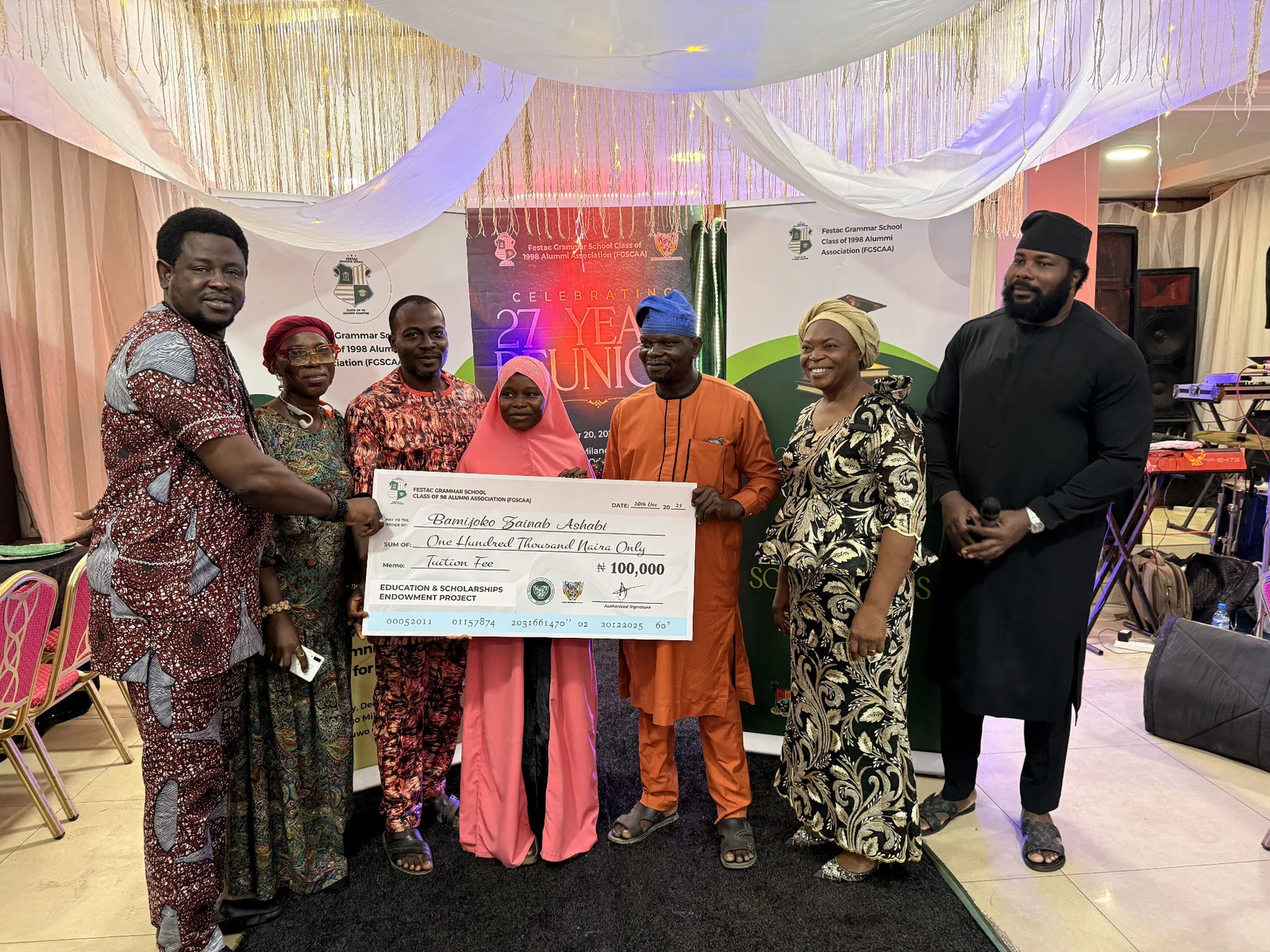 Scholarship presentation to Bamijoko Zainab Ashabi during the FGSCAA 2025 Homecoming