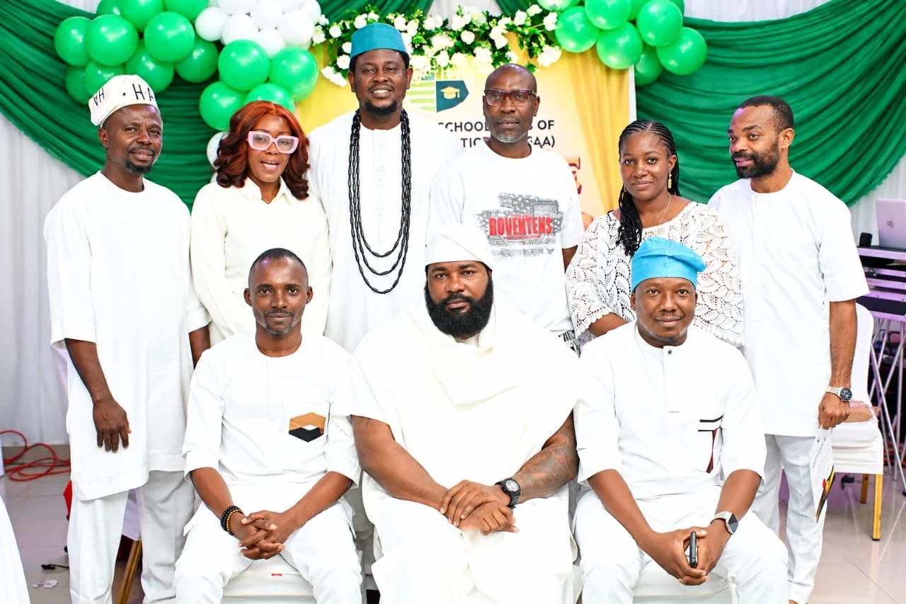 Members of the newly sworn-in 2026–2028 FGSCAA Executive Committee with members of the Board of Trustees following the swearing-in ceremony on 26 September 2026.