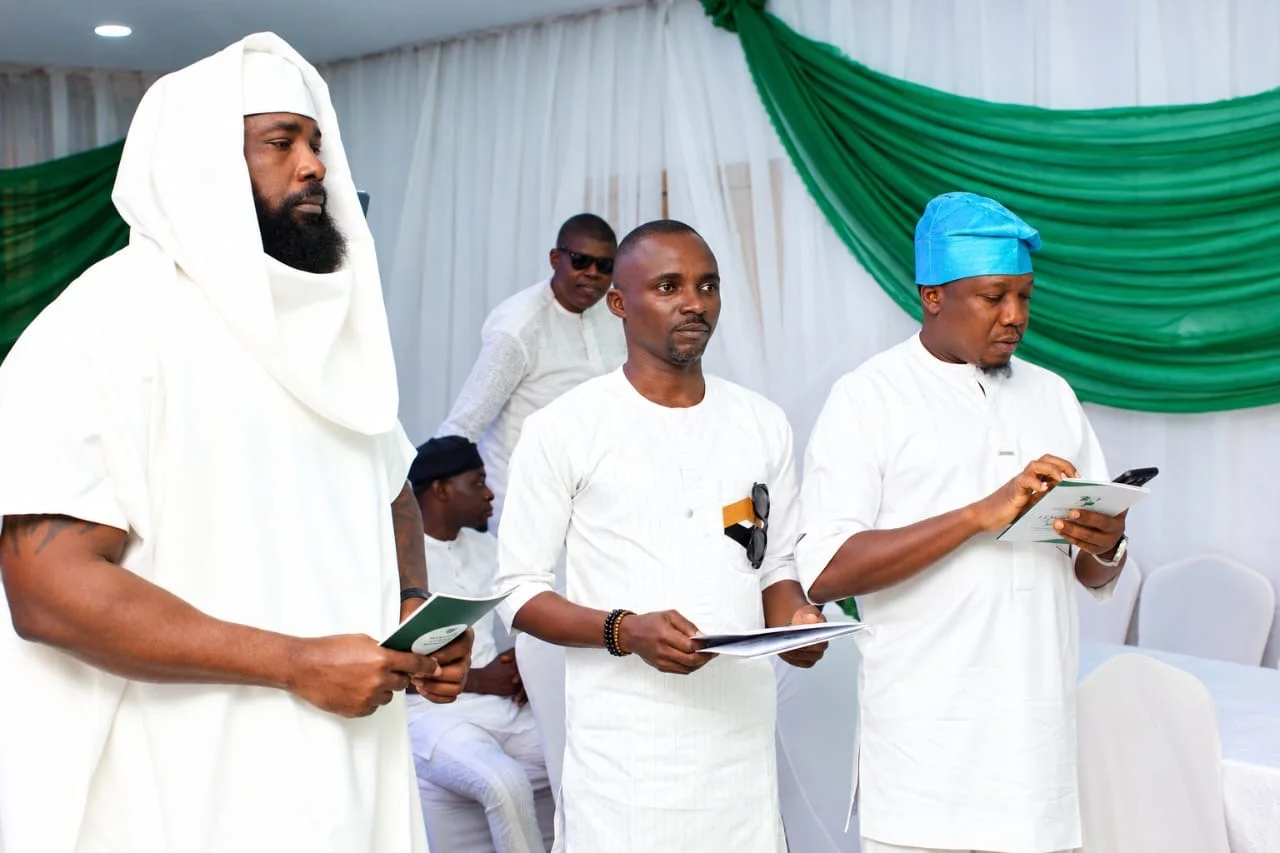 Board of Trustees Chairman with the FGSCAA Pioneer President and Board of Trustees Secretary during the swearing-in ceremony of the 2026–2028 Executive Committee on 26 September 2026.
